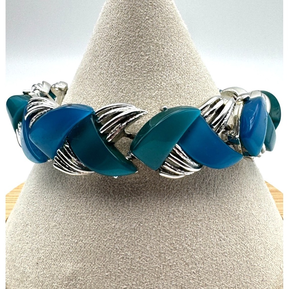 Vintage Coro Bracelet Blue Teal Green Thermoset Chevron Link Mid Century MCM